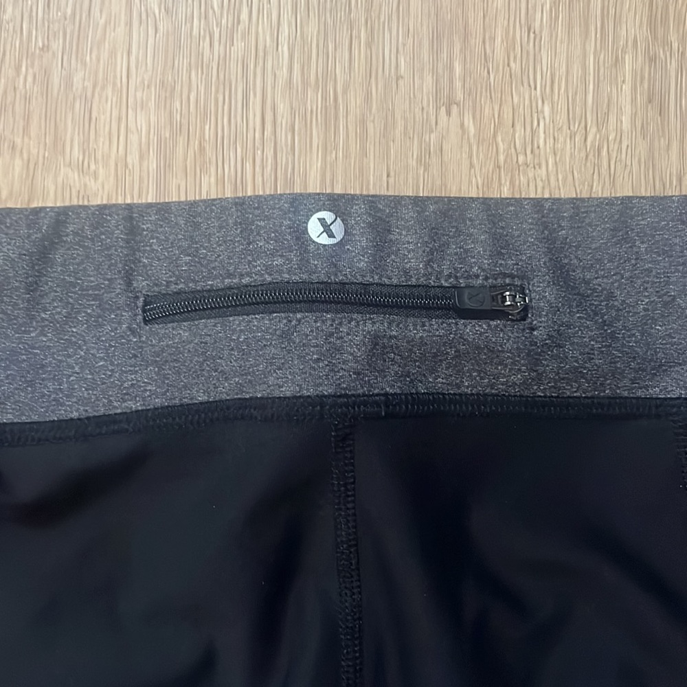 Womens Xersion Cropped Athletic Legging Size: L - Picture 6 of 11